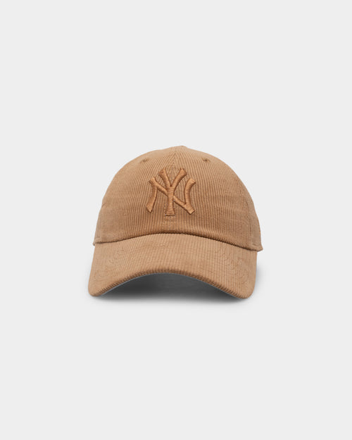 New Era New York Yankees Casual Classic Strapback Open Beige