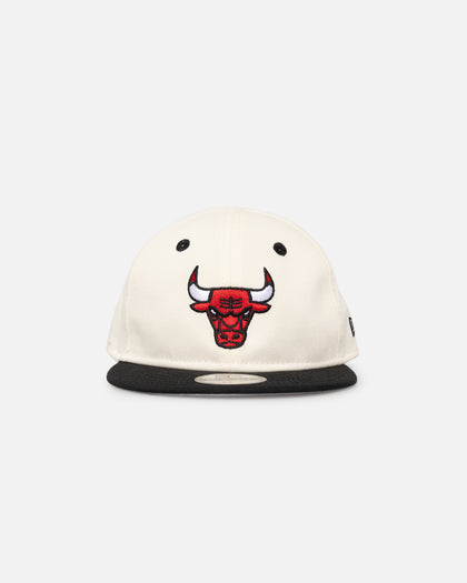 New Era Infants' Chicago Bulls "My 1st 2-Tone" 9FIFTY Stretch Fit Chrome White