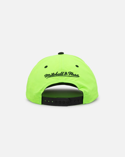 Mitchell & Ness Boston Celtics Nylon Deadstock 2-Tone Snapback Neon Green/Black