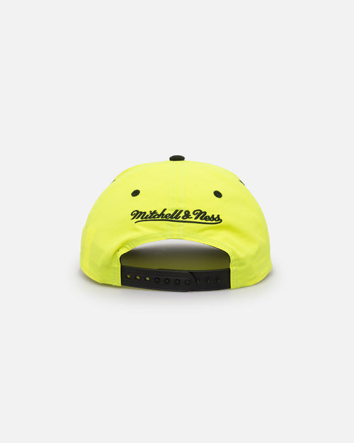 Mitchell & Ness Los Angeles Lakers Nylon Deadstock 2-Tone Snapback Neon Yellow/Black