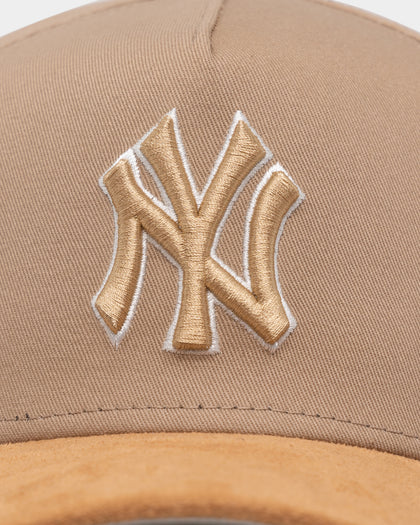 New Era New York Yankees 'Desert Suede' 9FORTY A-Frame Snapback Camel/Wheat