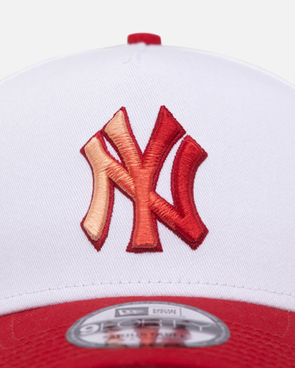 New Era New York Yankees 'Satin Blaze' 9FORTY A-Frame Snapback White/Scarlet