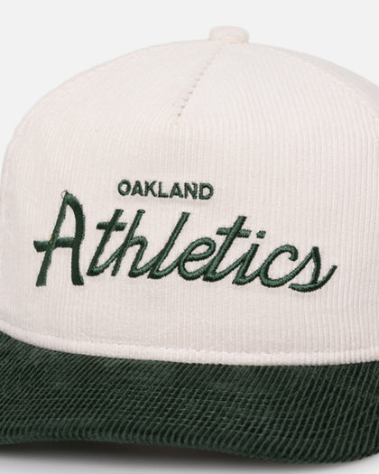 New Era Oakland Athletics 'Currency Corduroy' Golfer Pre-Curved Snapback Chrome White