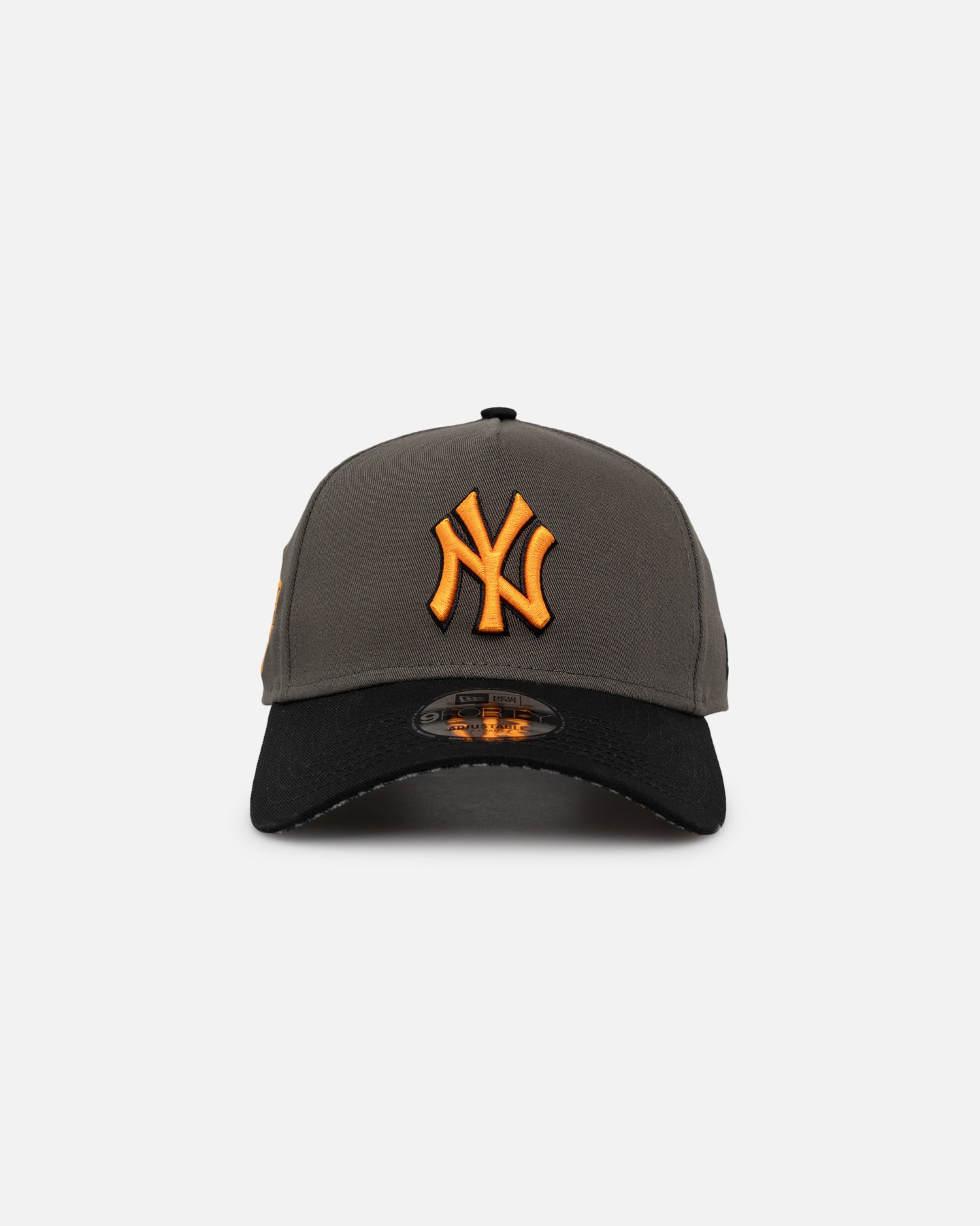 New Era New York Yankees 'Legendary Charcoal' 9FORTY A-Frame