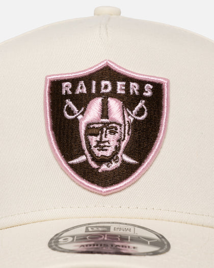 New Era Oakland Raiders 'Neapolitan Chrome' 9FORTY A-Frame Snapback Chrome/Pink Met