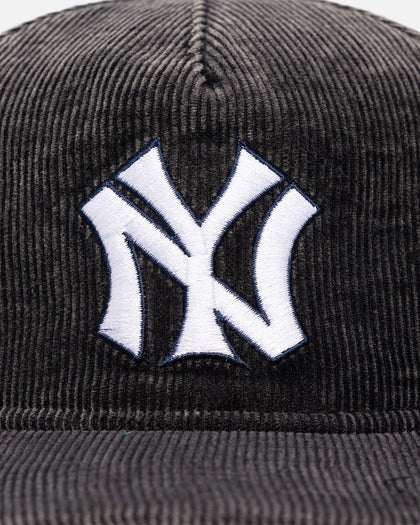 New Era New York Yankees 'Washed Corduroy Golfer' Pre-Curved Golfer Snapback Washed Black