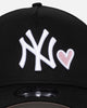 New Era New York Yankees 'Pink Satin Hearts' 9FORTY A-Frame Snapback Black/White