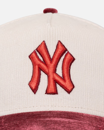 New Era New York Yankees 'Premium Corduroy Velvet' 9FORTY A-Frame Snapback Chrome White/Cardinal