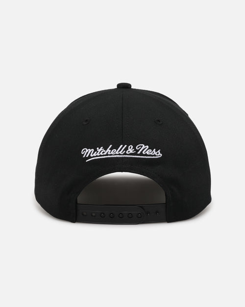 Mitchell & Ness Philadelphia 76ers Team Colour Wordmark MVP Snapback Black