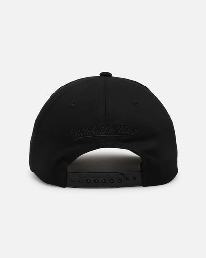 Mitchell & Ness Chicago Bulls 'Black Team Logo' Snapback Black