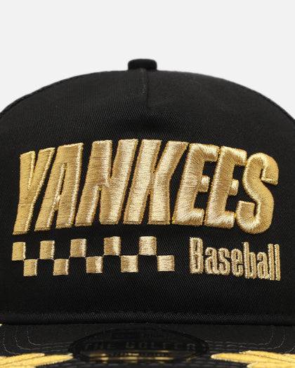 New Era New York Yankees 'Podium Pack' Pre-Curved Golfer Trucker Snapback Black/Metallic Gold