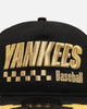 New Era New York Yankees 'Podium Pack' Pre-Curved Golfer Trucker Snapback Black/Metallic Gold