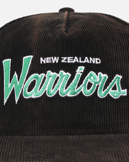 New Era New Zealand Warriors 'NRL Golfer Washed Black' Pre-Curved Corduroy Golfer Snapback Washed Black