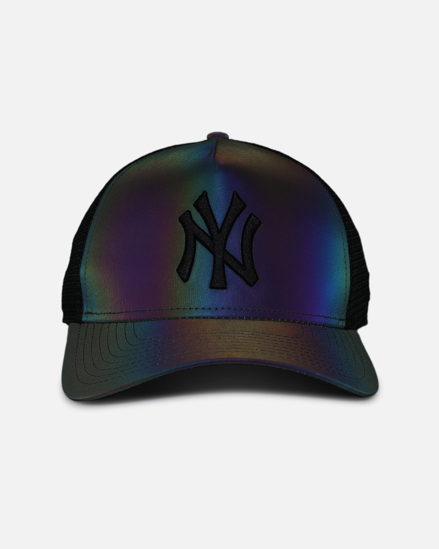 New Era New York Yankees 'Iridescent' 9FORTY A-Frame Trucker