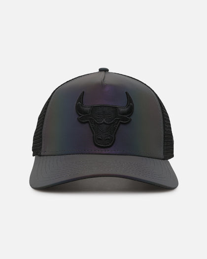 New Era Chicago Bulls 'Iridescent' 9FORTY A-Frame Trucker Snapback Iridescent