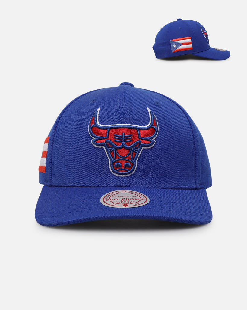 Mitchell & Ness Chicago Bulls 'Puerto Rico Flag' Pro Crown