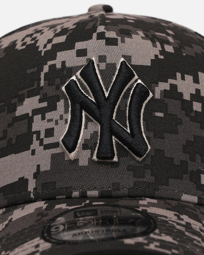 New Era New York Yankees 'Black Digi Camo' 9FORTY A-Frame Snapback Black/Grey