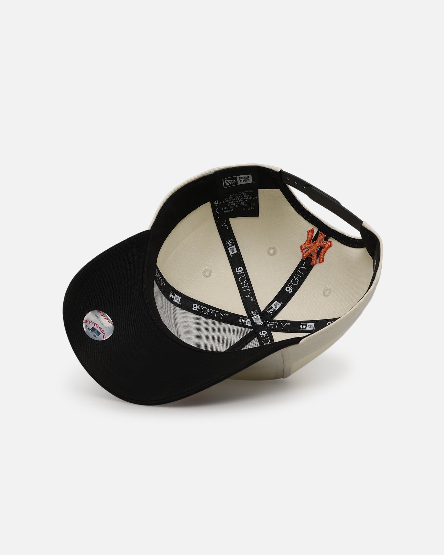 New Era New York Yankees 'Flame' 9FORTY A-Frame Snapback Chrome