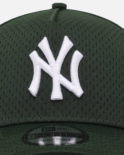 New Era New York Yankees 'Green Mesh' 9FORTY A-Frame Snapback Dark Green