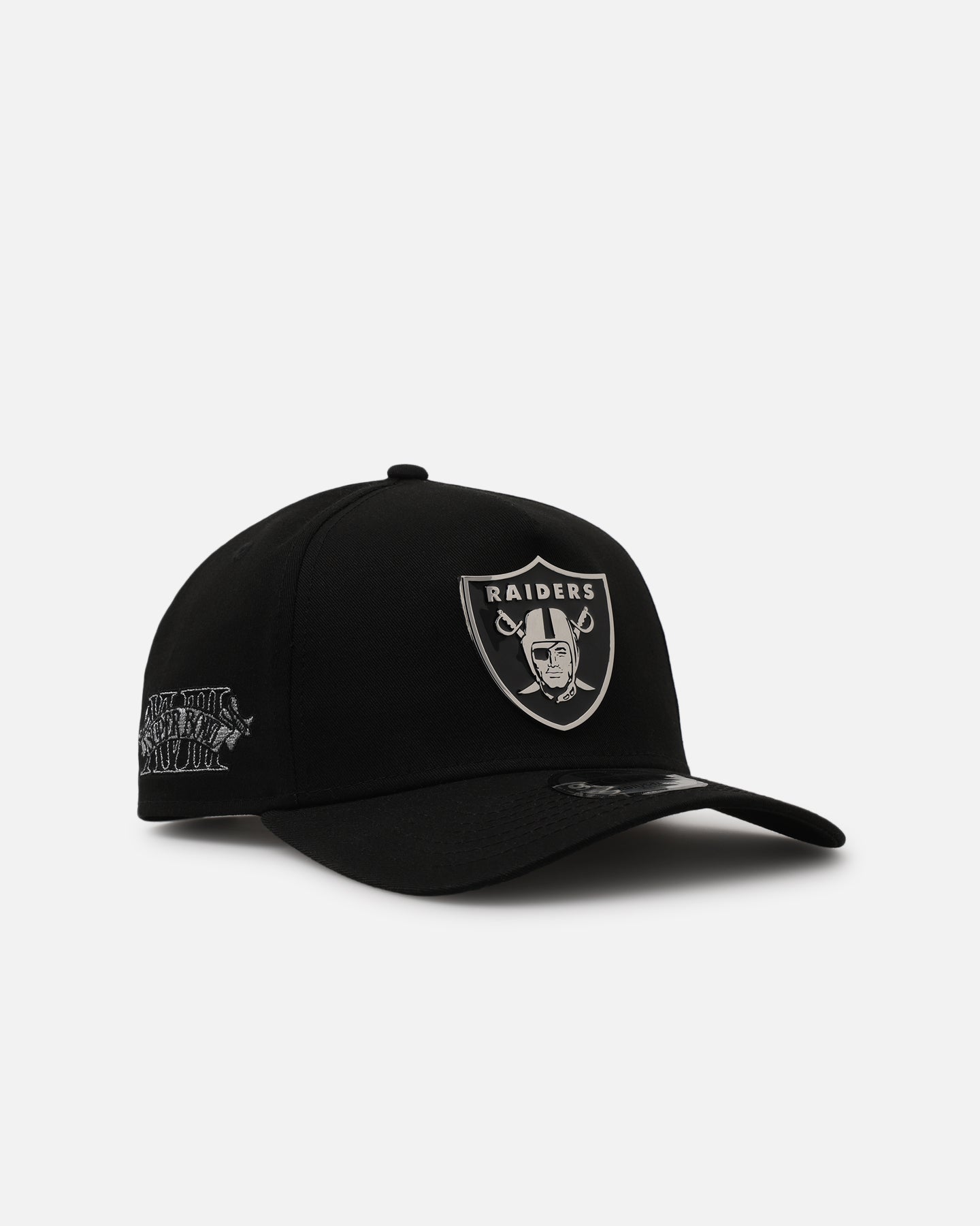 New Era Las Vegas Raiders 'Gold Medal Badge' 9FORTY A-Frame