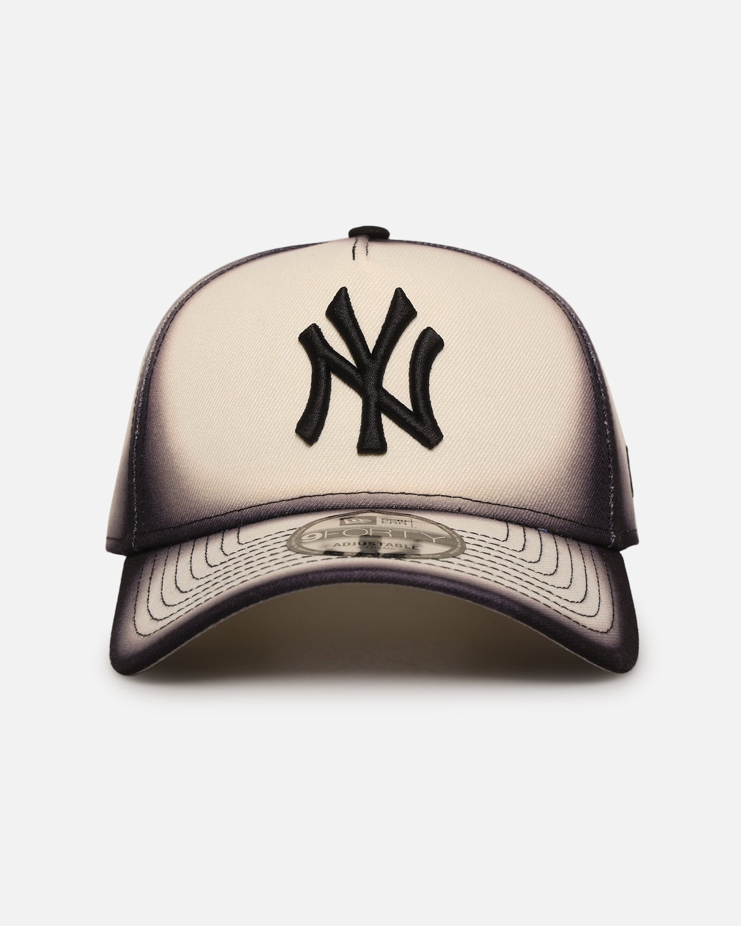 New Era New York Yankees 'Gradient Edge' 9FORTY A-Frame Snapback