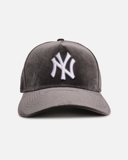 New Era New York Yankees 'Velvet Dreams 2.0' 9FORTY A-Frame Snapback Grey