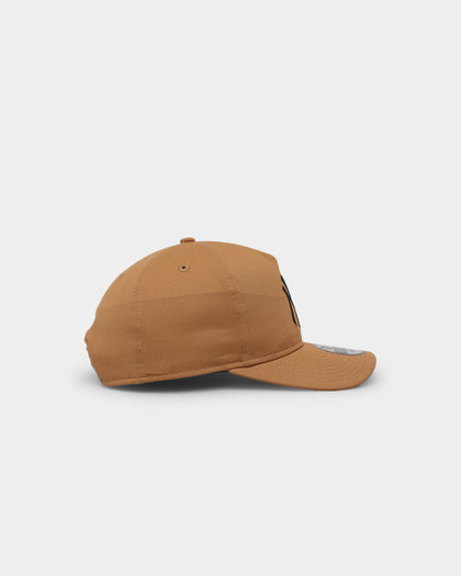 New Era New York Yankees Pinch Crown Golfer Wheat/Black