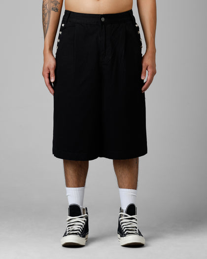 Loiter 3 Quarter Shorts Black