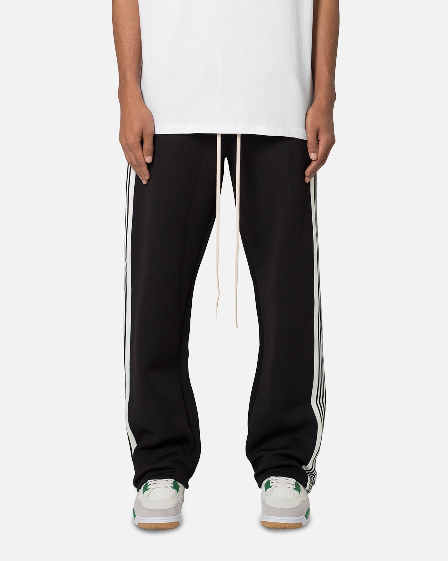 MNML Track Pants S 黒白 MNML Tricot Side Stripe Pants Black | Culture Kings US