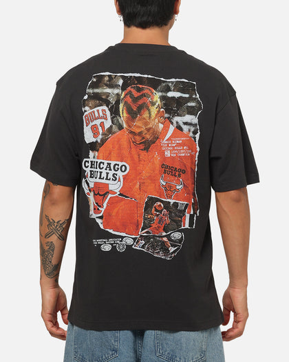 Mitchell & Ness Chicago Bulls Dennis Rodman Ripped Player T-Shirt Washed Black