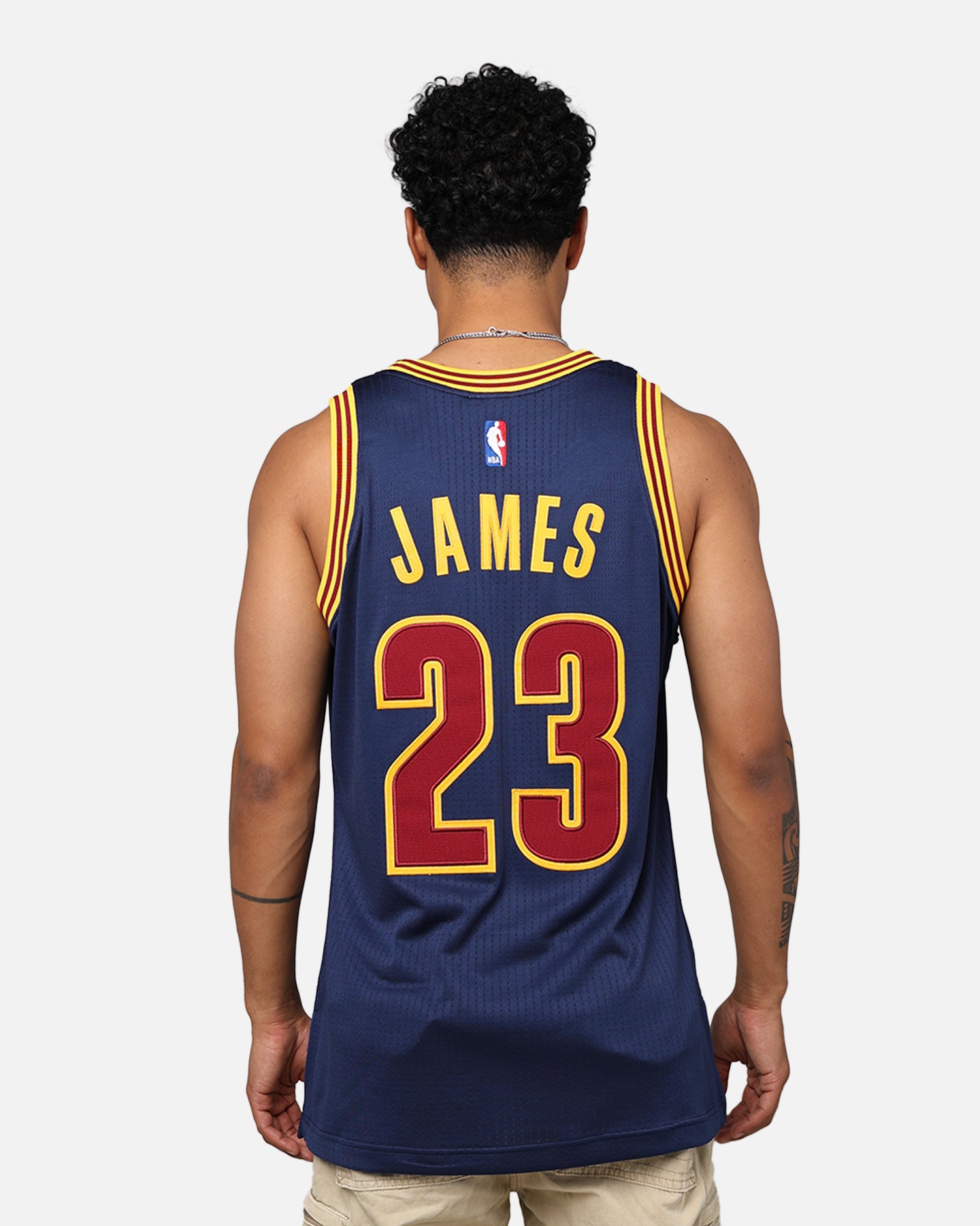 Mitchell & Ness Cleveland Cavaliers LeBron James 2015-16 Authentic