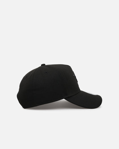 New Era Dallas Cowboys 'Black On Black' 9FORTY A-Frame Snapback Black/Black