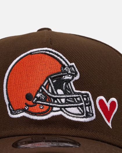 New Era Cleveland Browns 'Team Color Hearts' 9FORTY A-Frame Snapback Official Team Color