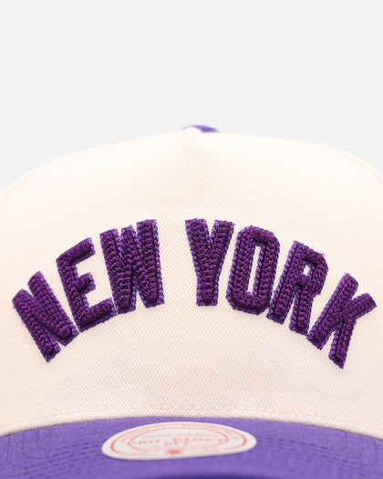 Mitchell & Ness New York Yankees 'Chainstitch Wordmark' Pro Pinch Snapback Purple