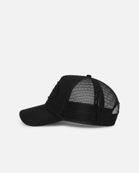 Von Dutch Classic Triple Black Trucker Snapback Black