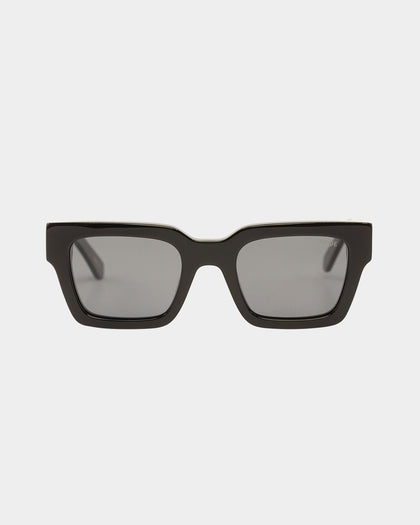 Nuqe Baker Sunglasses Black/Gold