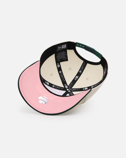 New Era Detroit Tigers 'Pink Satin Hearts Green' 9FORTY A-Frame Snapback Chrome/Dark Green