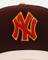 New Era New York Yankees 'Members Only' 9FORTY A-Frame Snapback Brown