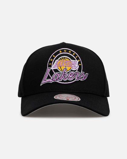 Mitchell & Mess Los Angeles Lakers 'City Of Champions' Pro Pinch Snapback Black