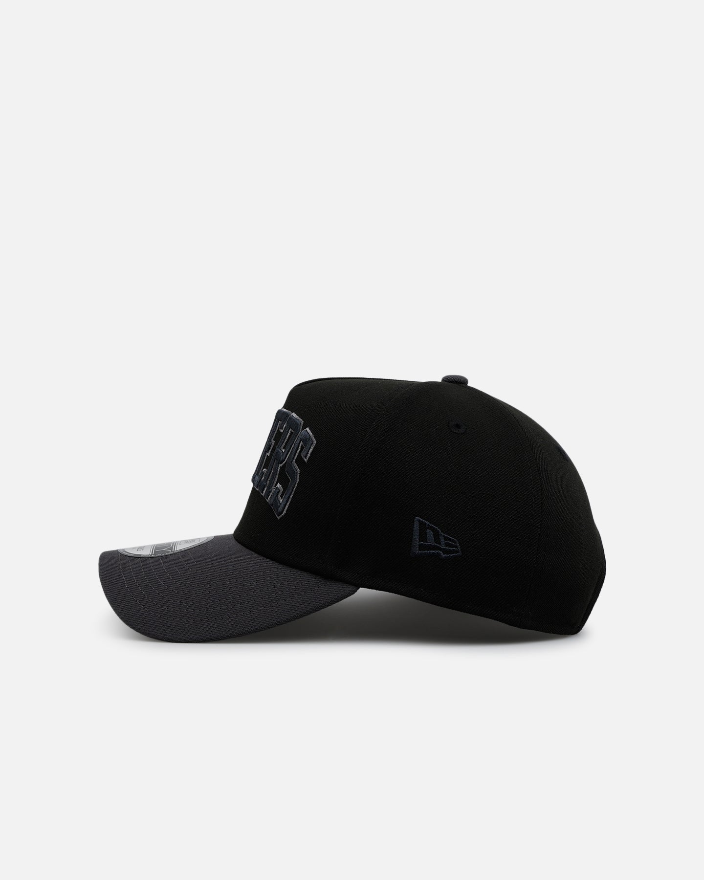 New Era Las Vegas Raiders 'Stealth' 9FORTY A-Frame Snapback Black