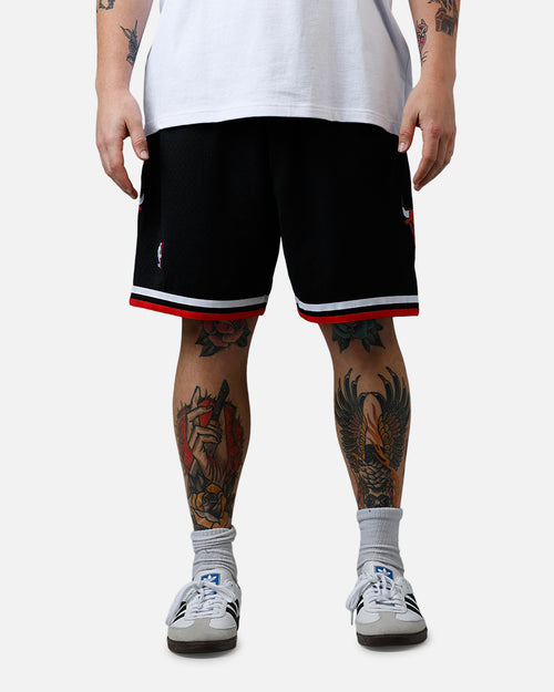 Mitchell & Ness Chicago Bulls 97-98' Swingman Shorts Black