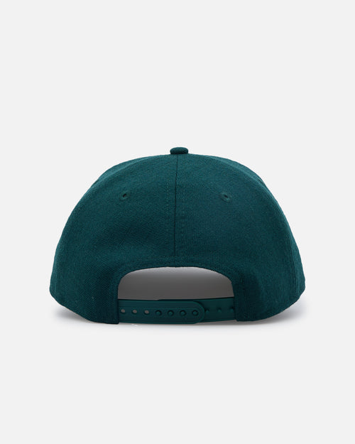 New Era Atlanta Braves 'Heritage Golf' Pre-Curved Golfer Snapback Cilantro Green