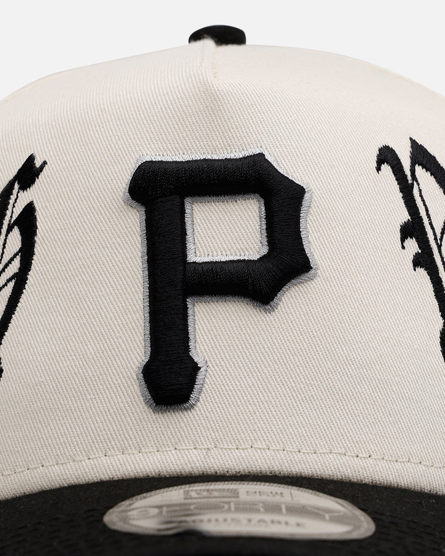 New Era Pittsburgh Pirates 'Gothic Script Two Tone' 9FORTY A-Frame