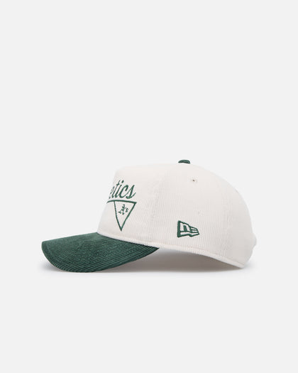 New Era Oakland Athletics'Heritage Golf' Pre-Curved Golfer Snapback Chrome White