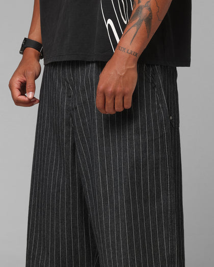 Loiter Hybrid Patch Shorts Black