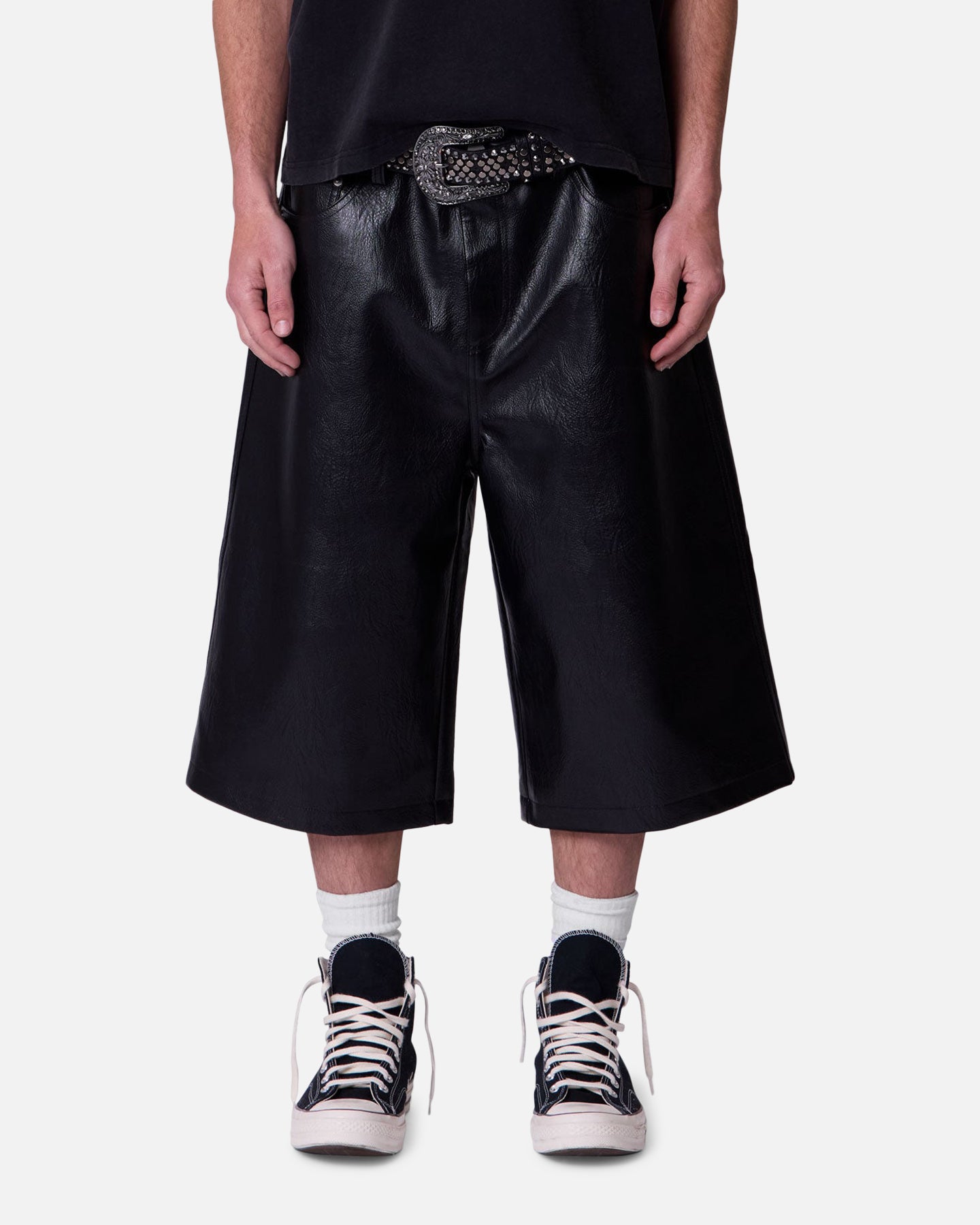 MNML Ultra Baggy Leather Shorts Black | Culture Kings US