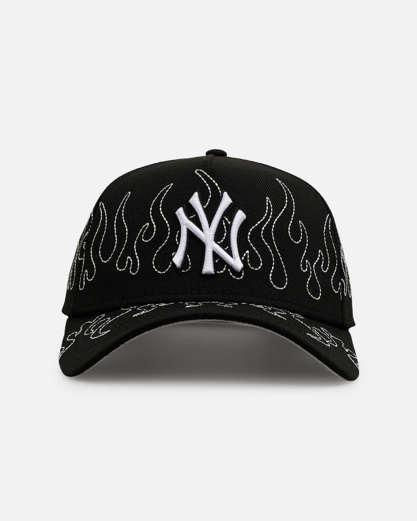New Era New York Yankees 'Outline Flames' 9FORTY A-Frame Snapback