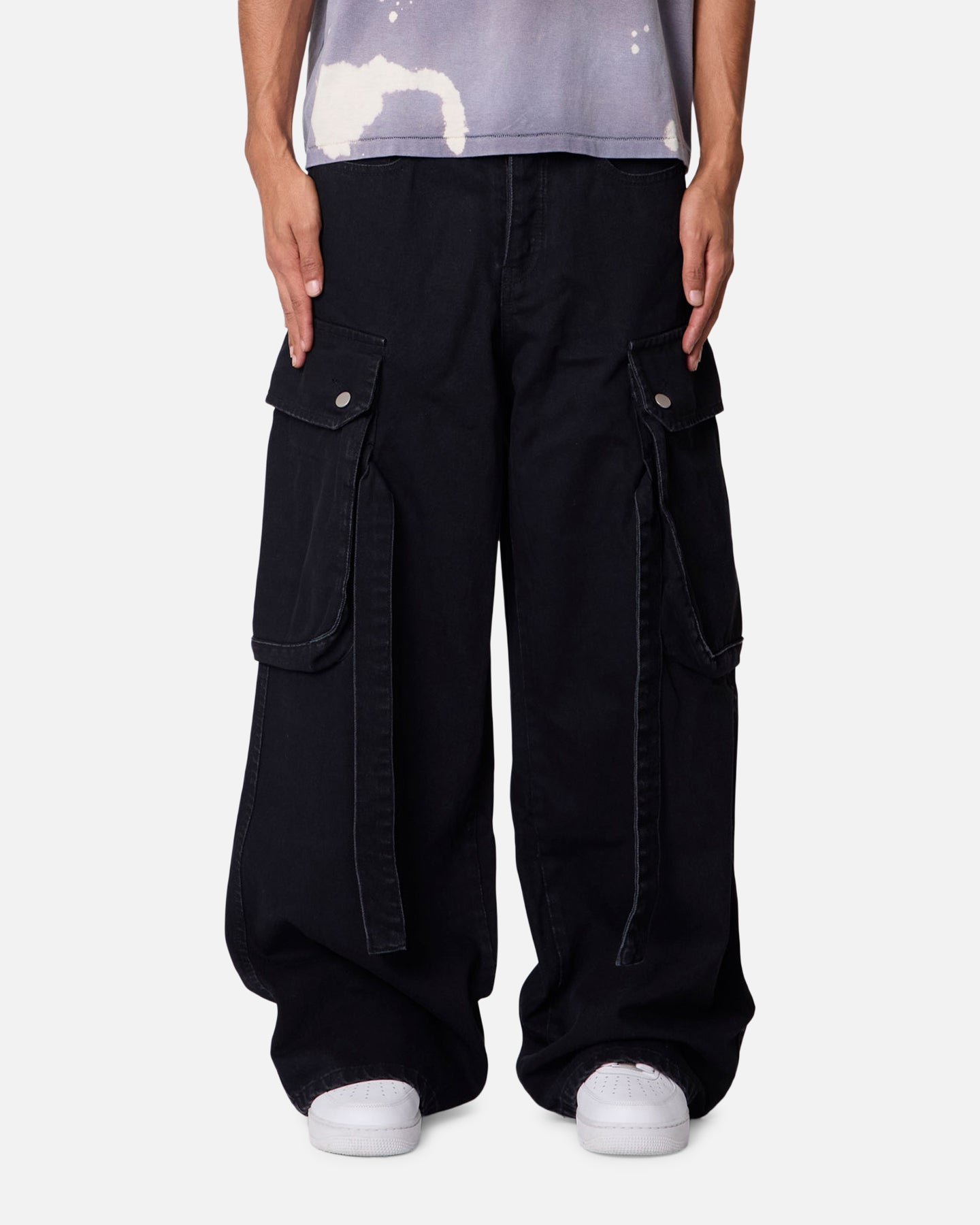 MNML Washed Cargo Pants Washed Black | Culture Kings US