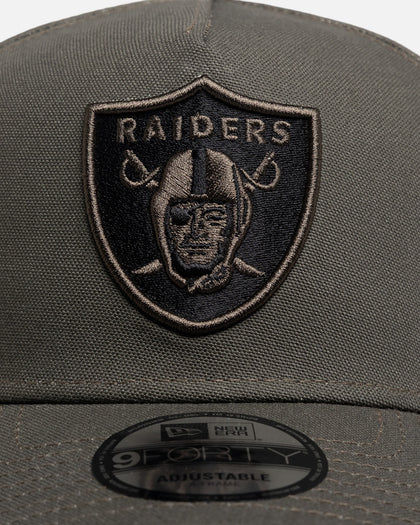 New Era Las Vegas Raiders "Moss Canvas" 9Forty A-Frame Snapback Dark Green