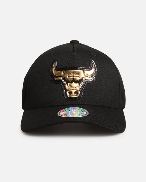 Mitchell & Ness Chicago Bulls 'Weald' Pro Pinch Snapback Black